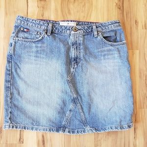 ☀Flash Sale☀Tommy Hilfiger Denim Skirt Size 14